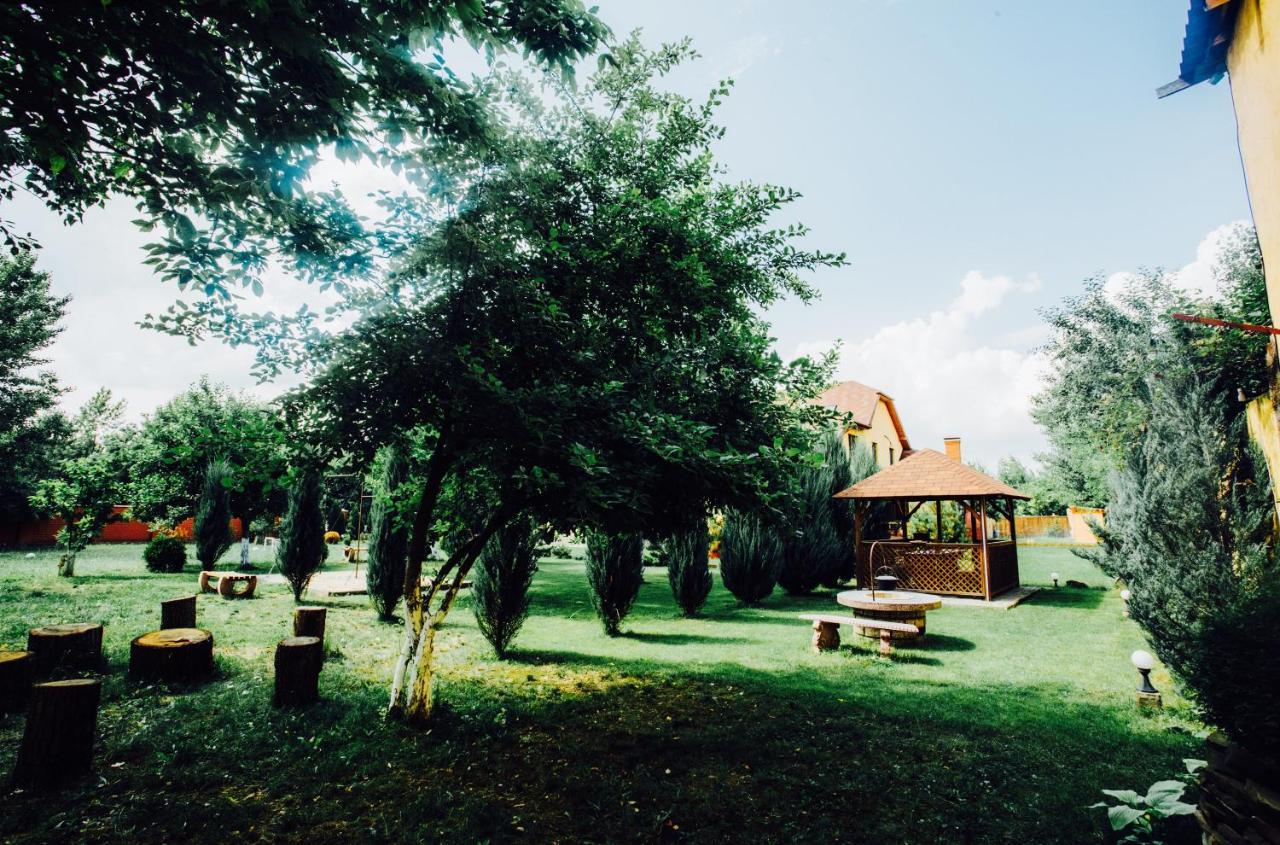 Sunrise Boutique Hotel แบรฮอฟ ภายนอก รูปภาพ